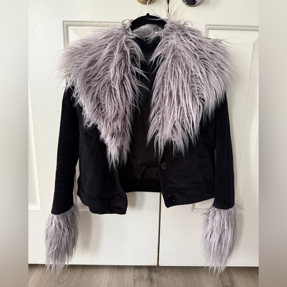 Foxblood Corduroy Black Jacket with Faux Fur XS